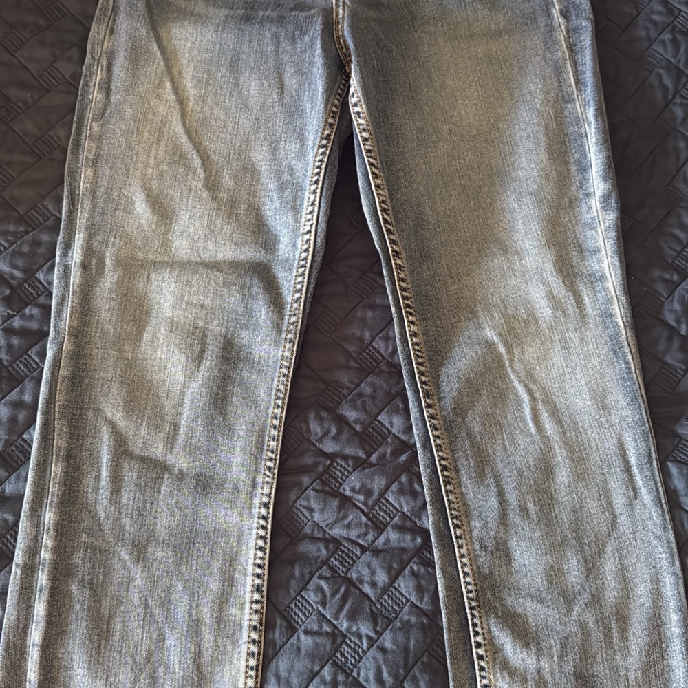 Silver Jeans Women's Straight Leg